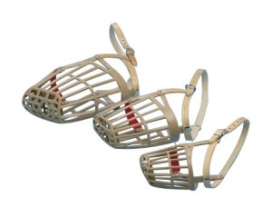 BUSTER Plastic dog muzzle