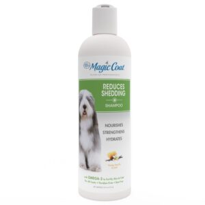 Four Paws Magic Coat Superior Performance Reduces Shedding Shampoo 16 oz.