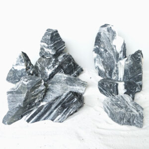 Black & White Aurum Rock Extra Small, 7-10 cm / box