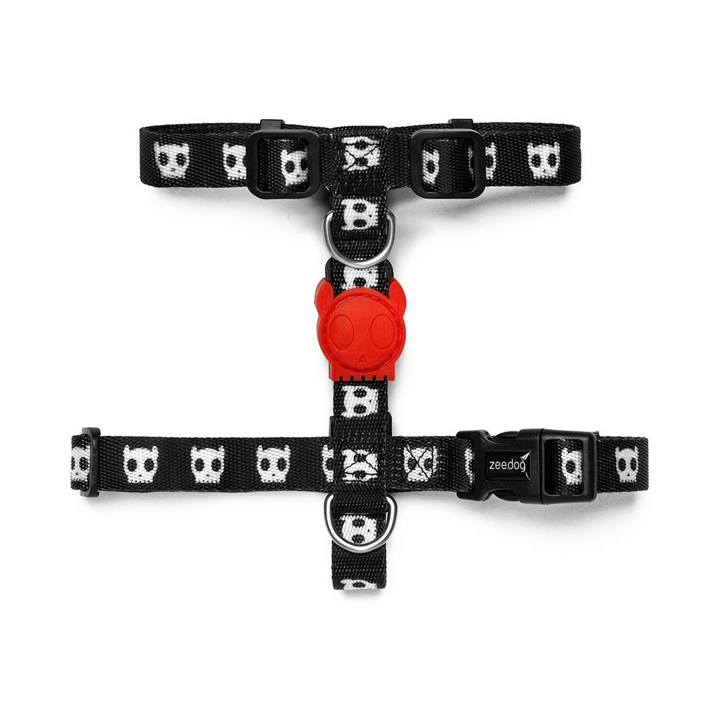 17853820931948665715.jpg Zee DOG Skull 2.0 large harness - Image 1